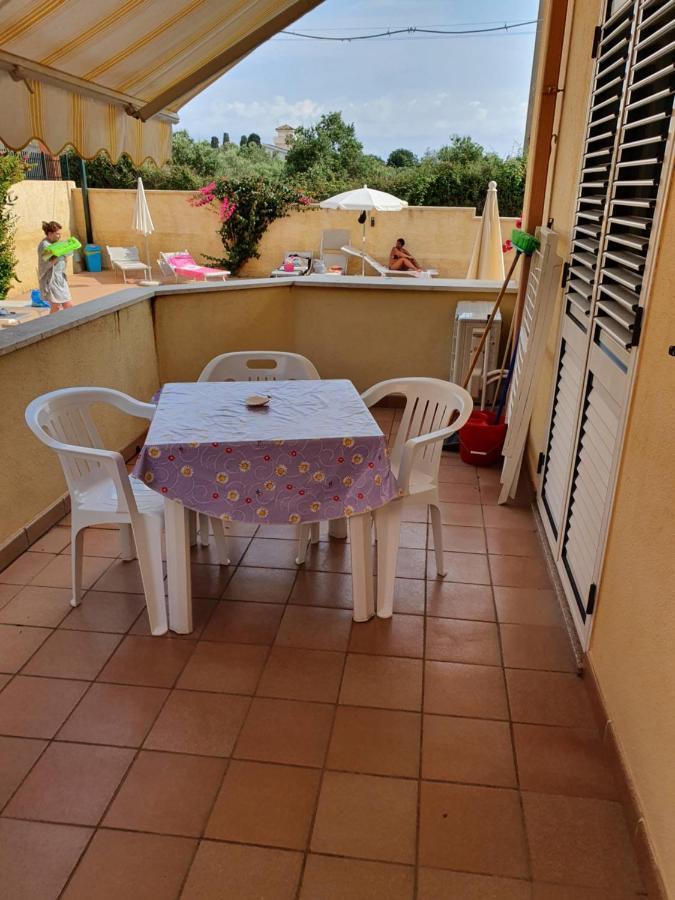 Laura Casa Vacanze Capo Vaticano Bagian luar foto