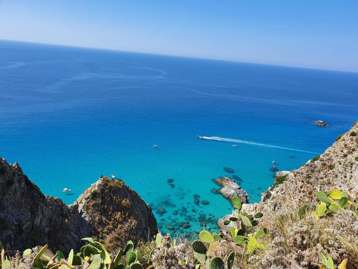 Laura Casa Vacanze Capo Vaticano Bagian luar foto
