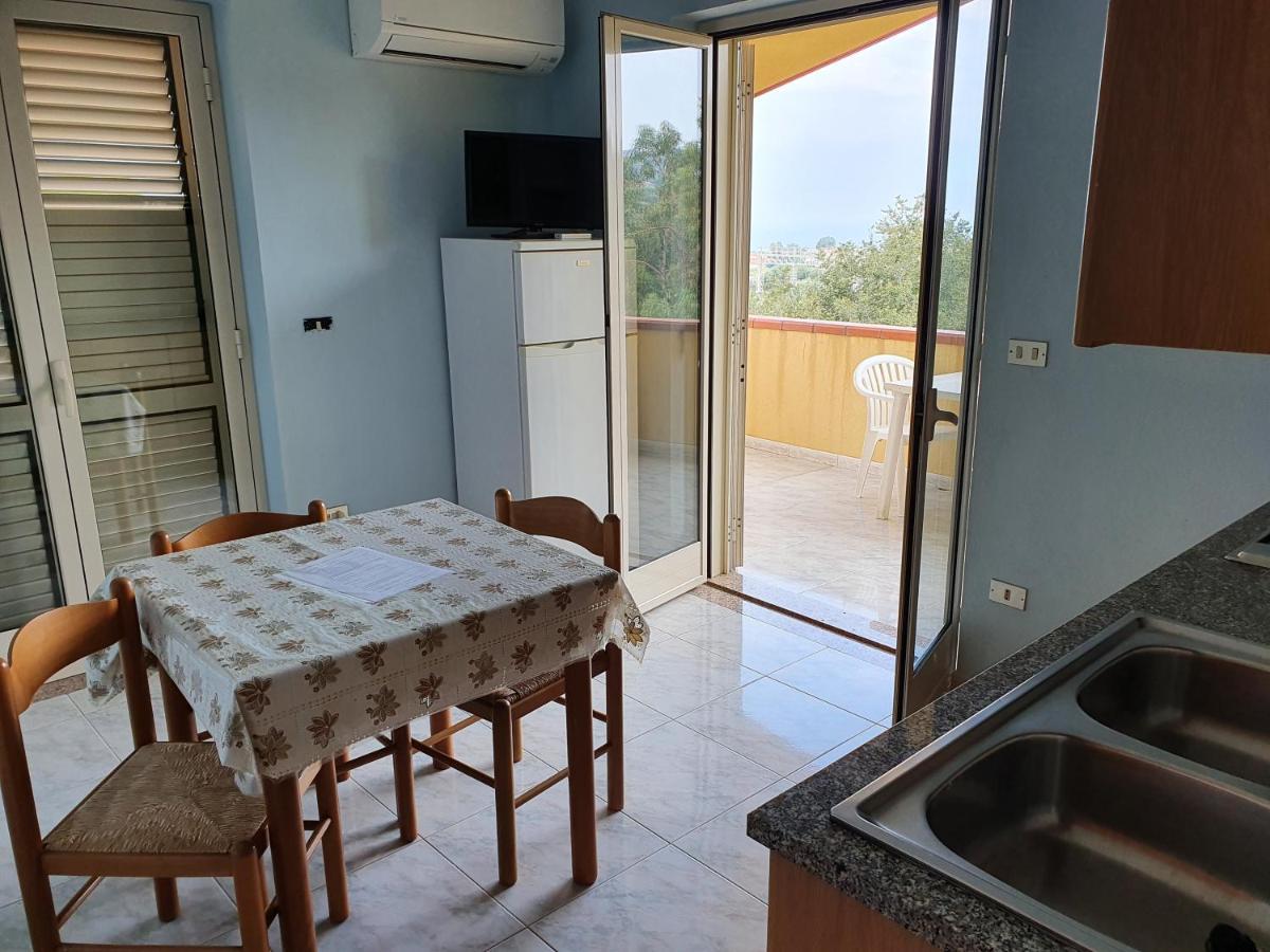 Laura Casa Vacanze Capo Vaticano Bagian luar foto