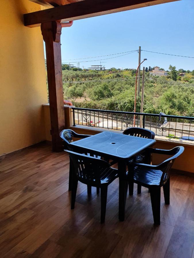 Laura Casa Vacanze Capo Vaticano Bagian luar foto