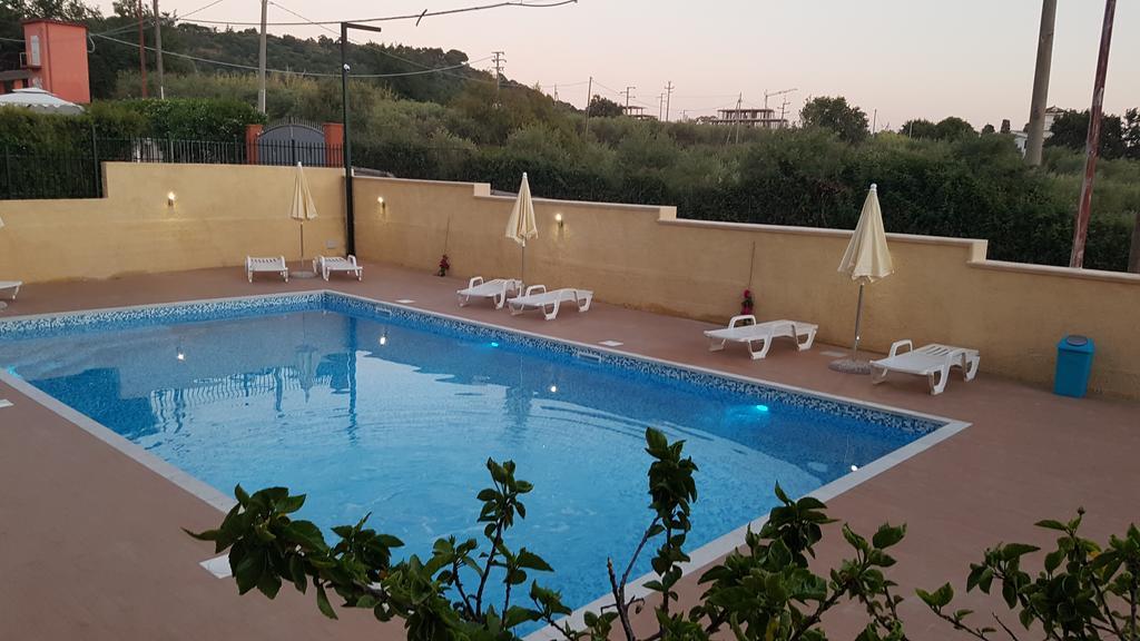 Laura Casa Vacanze Capo Vaticano Bagian luar foto
